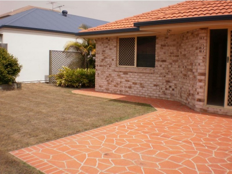 16 Morwell Cres, North Lakes QLD 4509
