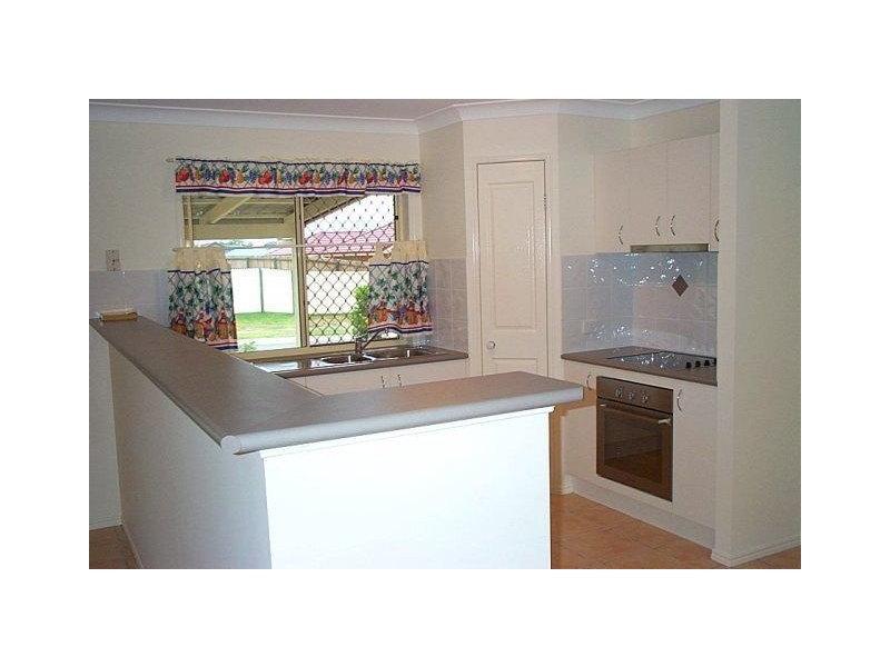 2 Ainslie Street, North Lakes QLD 4509