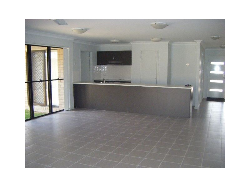 20 Wakeham Street, Kallangur QLD 4503