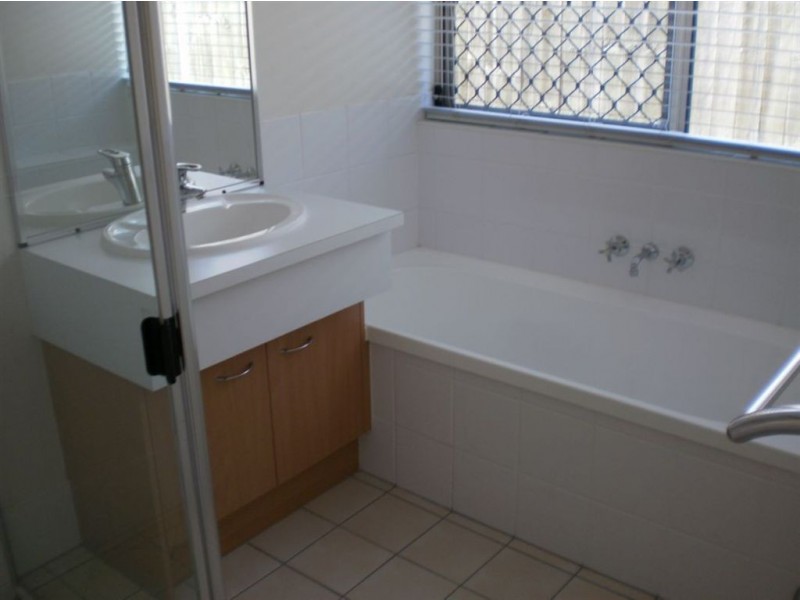 17 wyperfield Court, North Lakes QLD 4509