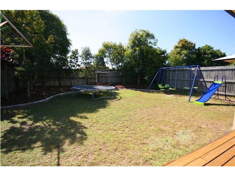 8 Page Street, North Lakes QLD 4509