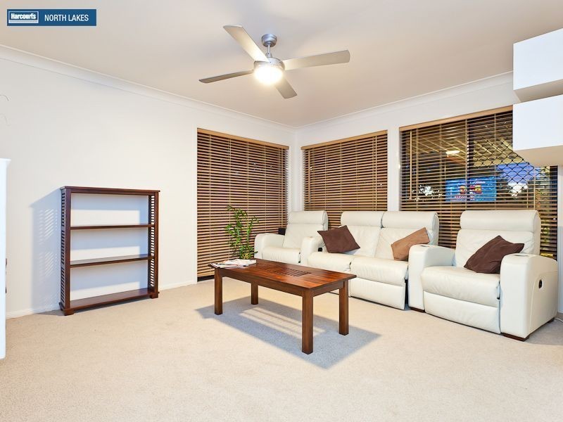 13 Chilton Crescent, North Lakes QLD 4509
