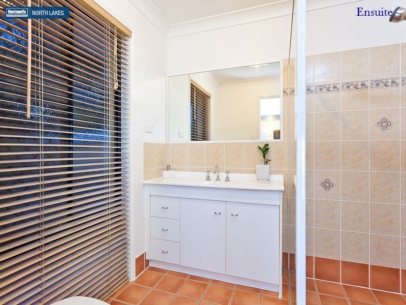 13 Chilton Crescent, North Lakes QLD 4509