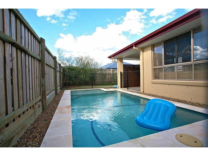 39 Langer Cct, North Lakes QLD 4509