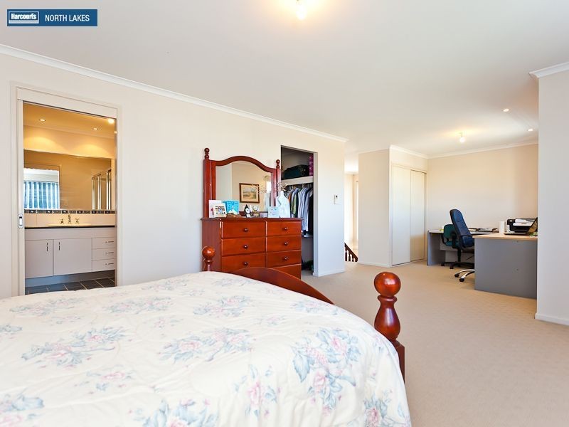 15 Whitecedar Circuit, North Lakes QLD 4509