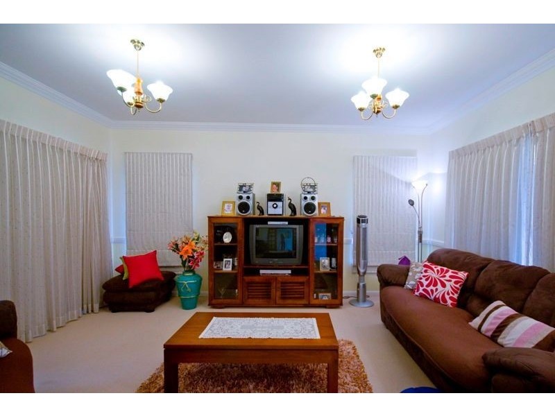 21 Central Lakes Drive, Caboolture QLD 4510