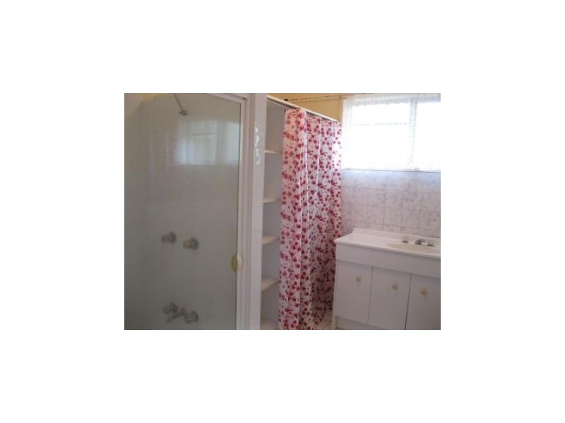 50 Shakespeare Parade, Strathpine QLD 4500