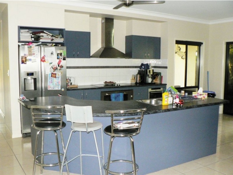 26 Cottonwood Cct, North Lakes QLD 4509