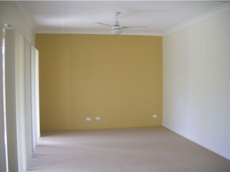 6 Armour Close, North Lakes QLD 4509