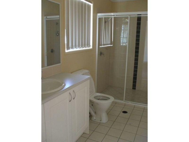 33 Moorinya circuit, North Lakes QLD 4509