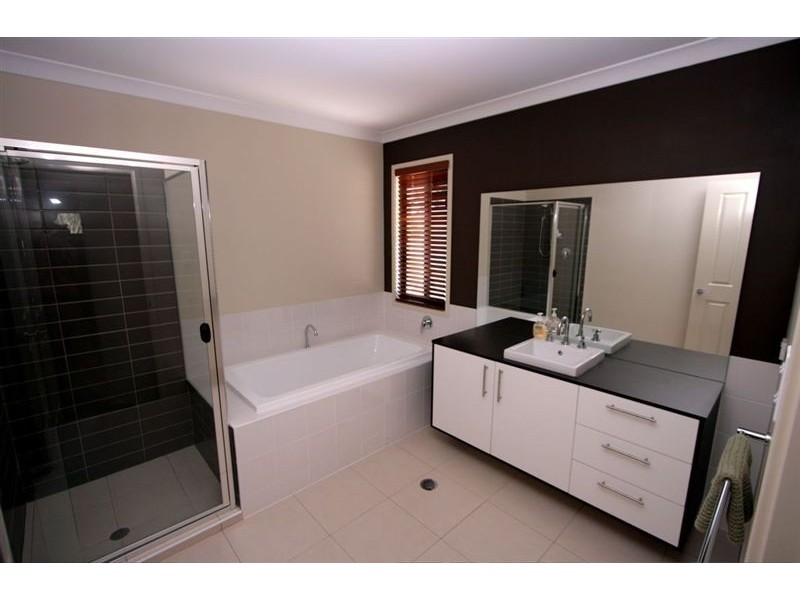 16 Whiteface Street, Mango Hill QLD 4509