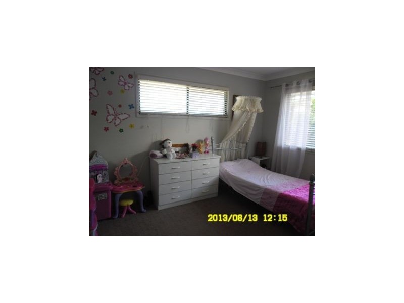 10 Tamarind Street, North Lakes QLD 4509
