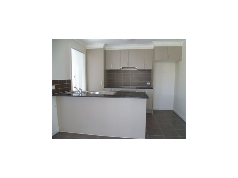 70 Mackintosh Drive, North Lakes QLD 4509