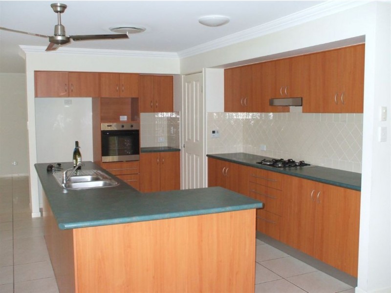 10 Crawford Street, North Lakes QLD 4509