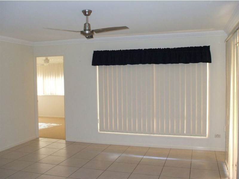 10 Crawford Street, North Lakes QLD 4509