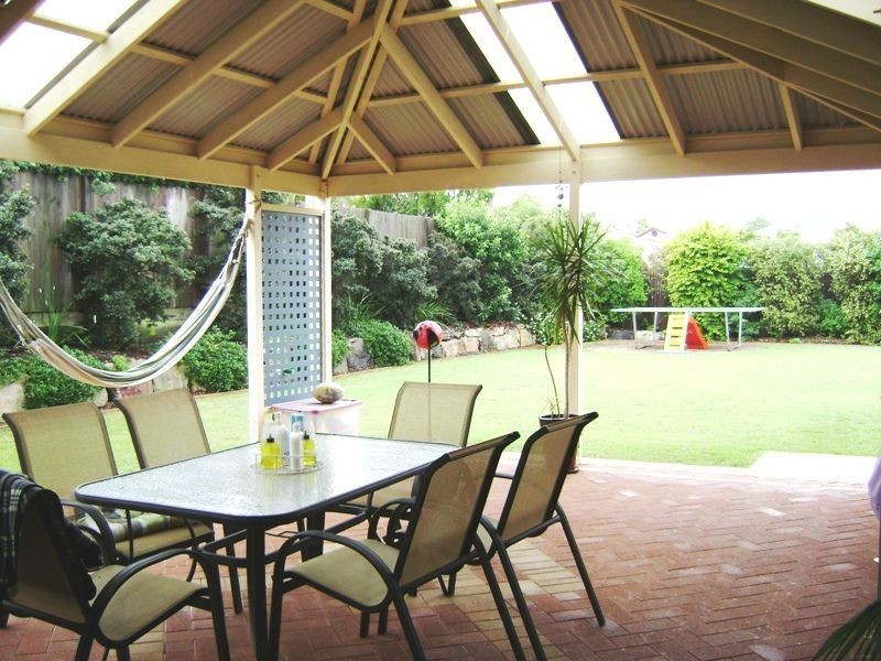 8 Chilton Crescent, North Lakes QLD 4509