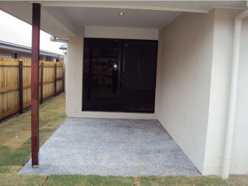 75 Daintree Circuit, North Lakes QLD 4509