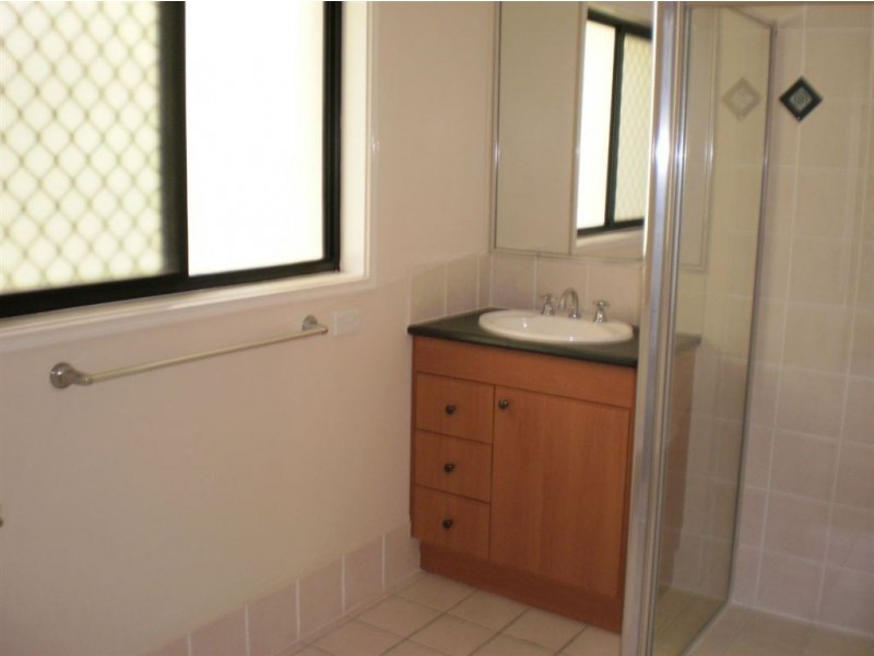 5 moorinya circuit, North Lakes QLD 4509