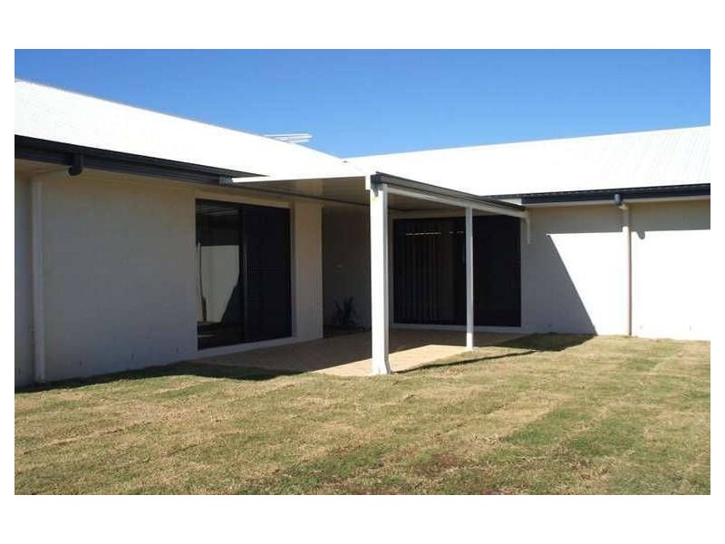 15 Cherrytree Cresent, Upper Caboolture QLD 4510