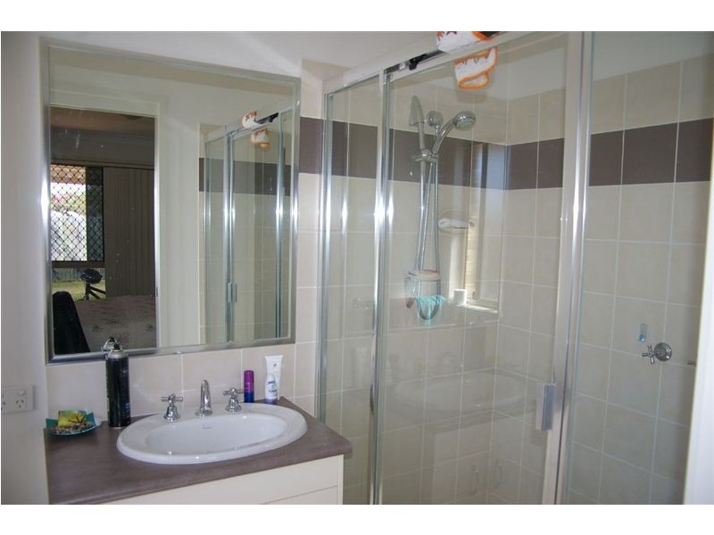 15 Brookfield Street, North Lakes QLD 4509