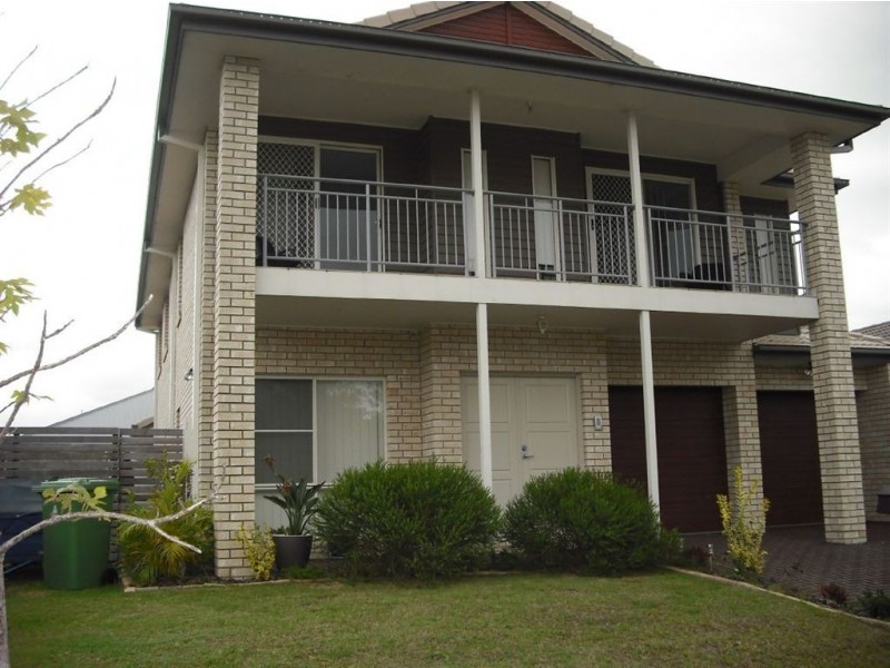 16 Wallaroo Circuit, North Lakes QLD 4509