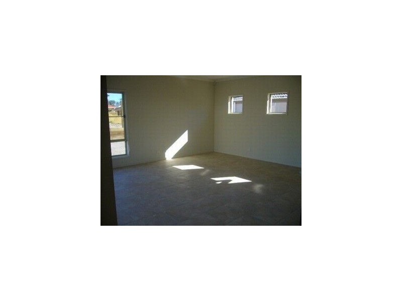 16 Wallaroo Circuit, North Lakes QLD 4509