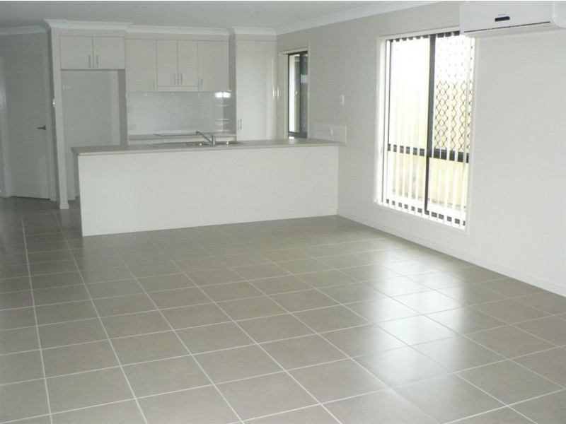 20 Edward Close, North Lakes QLD 4509