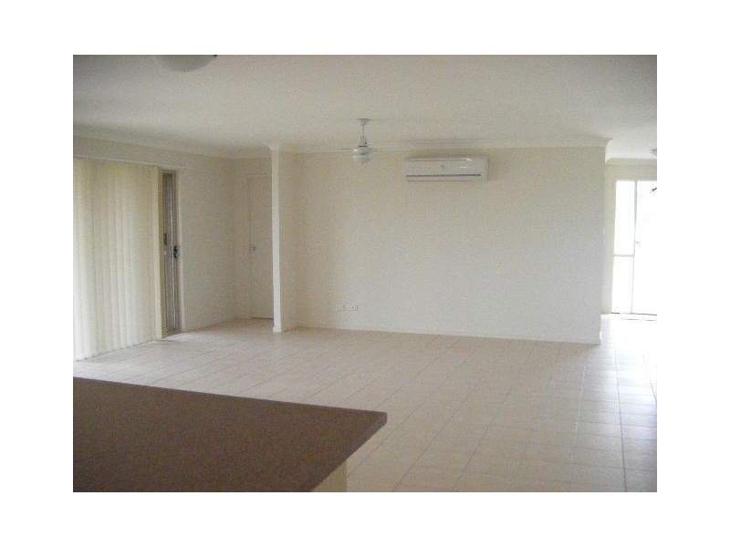 6 Plover street, Warner QLD 4500