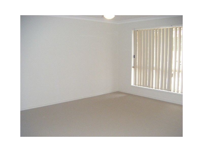 6 Plover street, Warner QLD 4500