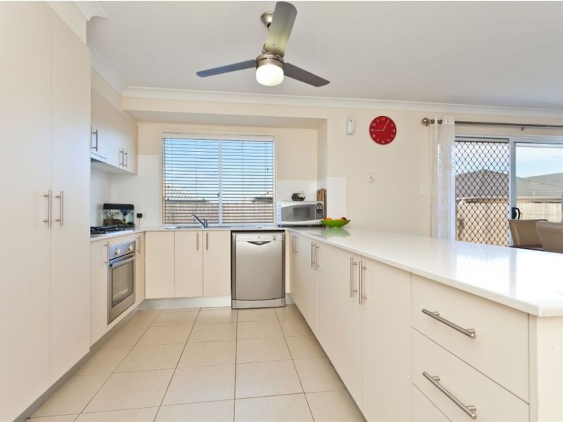 3 Sorrento Street, North Lakes QLD 4509