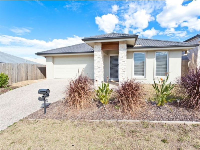 3 Sorrento Street, North Lakes QLD 4509