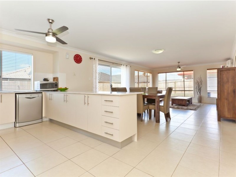 3 Sorrento Street, North Lakes QLD 4509