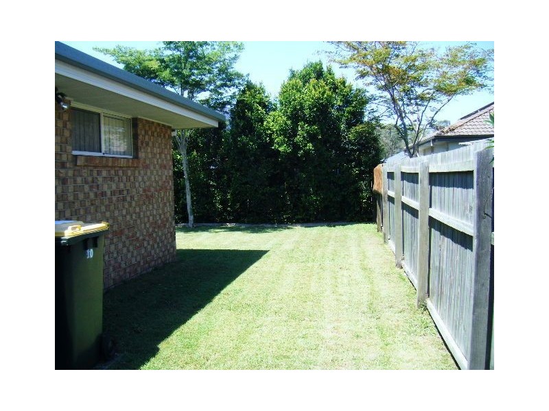 2/10 Elwick  Place, Bracken Ridge QLD 4017