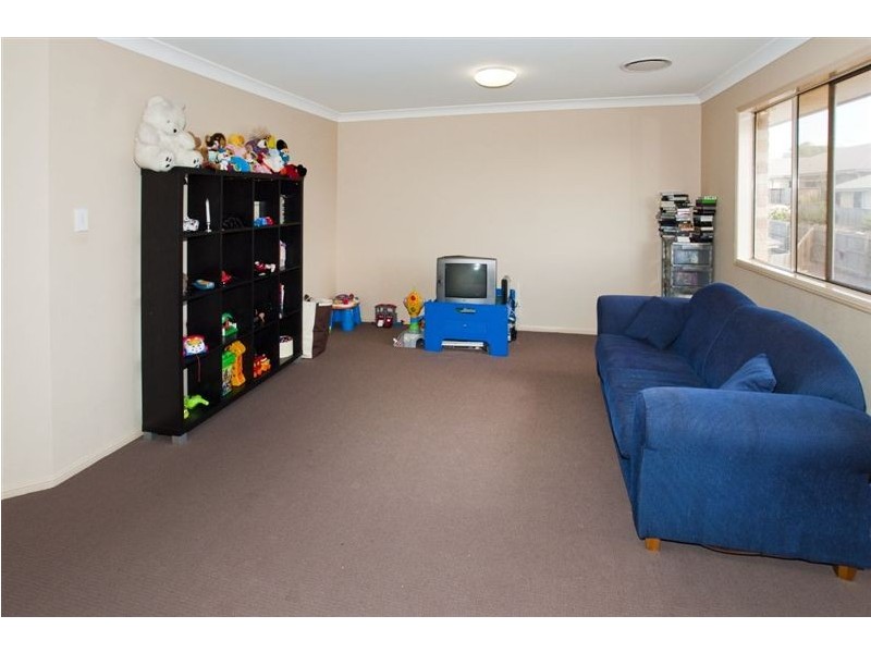 11 Pratincole Close, Mango Hill QLD 4509