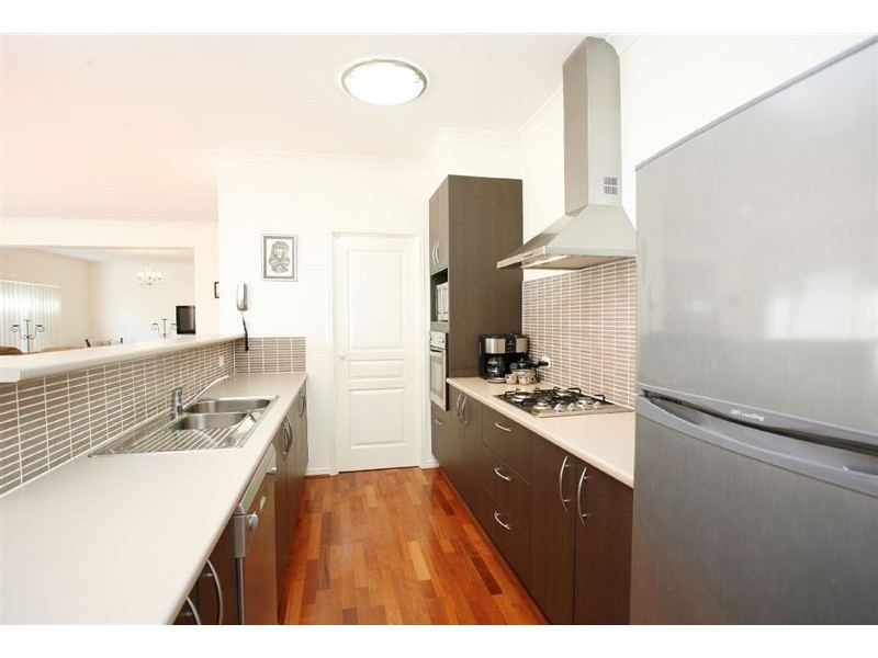 15 Calder Street, North Lakes QLD 4509