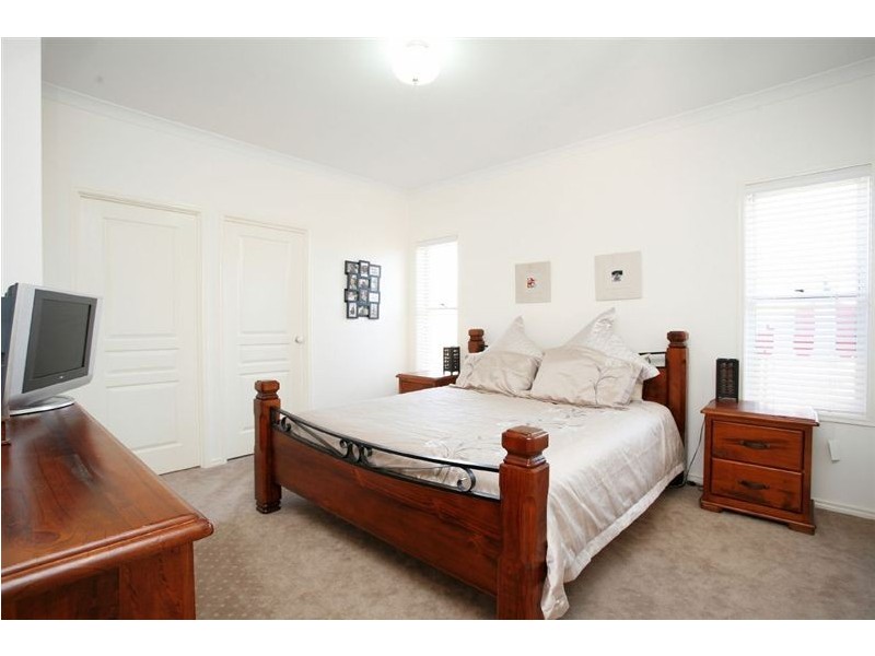 15 Calder Street, North Lakes QLD 4509