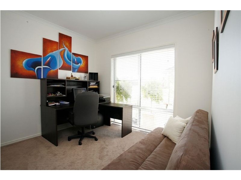 15 Calder Street, North Lakes QLD 4509