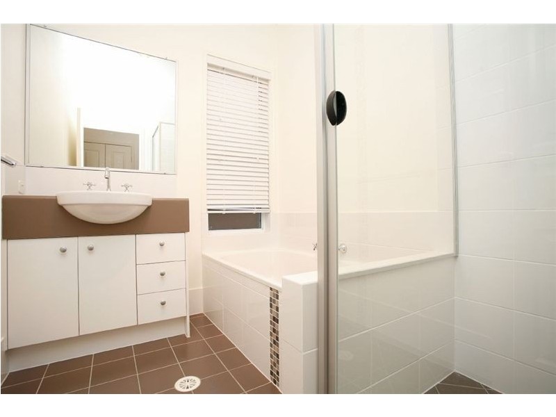 15 Calder Street, North Lakes QLD 4509