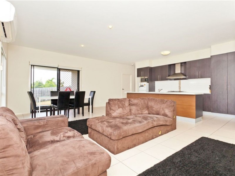 10 Dingo Street, North Lakes QLD 4509