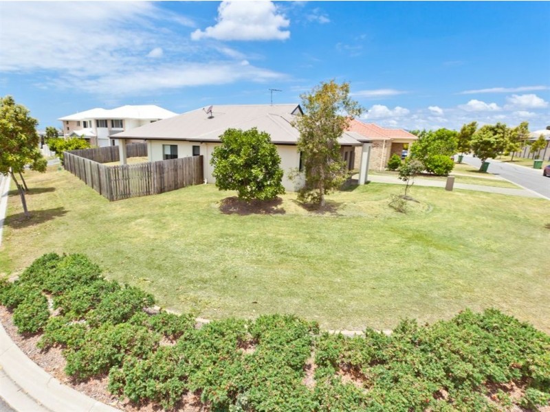 10 Dingo Street, North Lakes QLD 4509