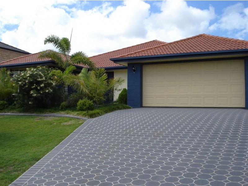 10 Crawford Street, North Lakes QLD 4509