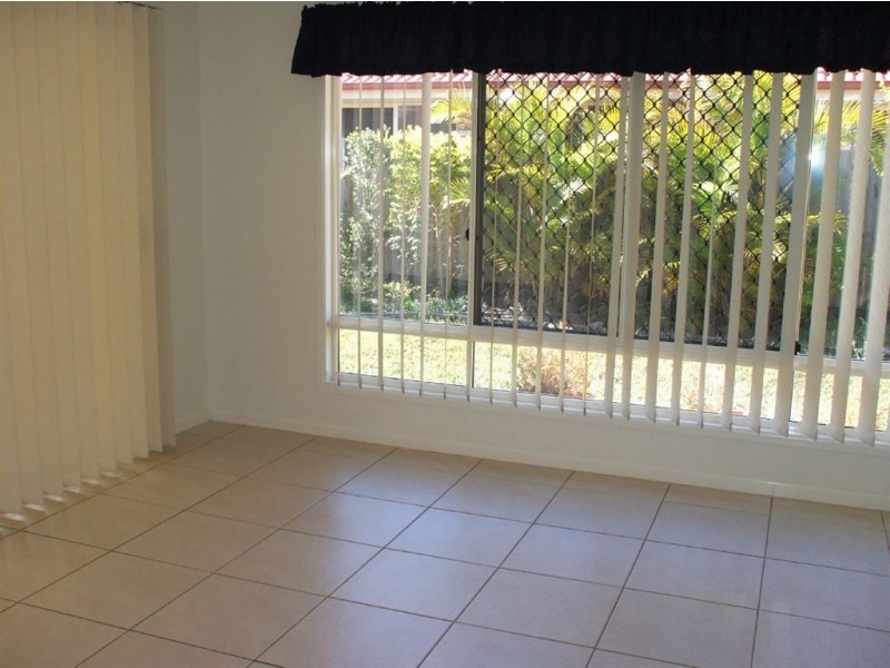 10 Crawford Street, North Lakes QLD 4509