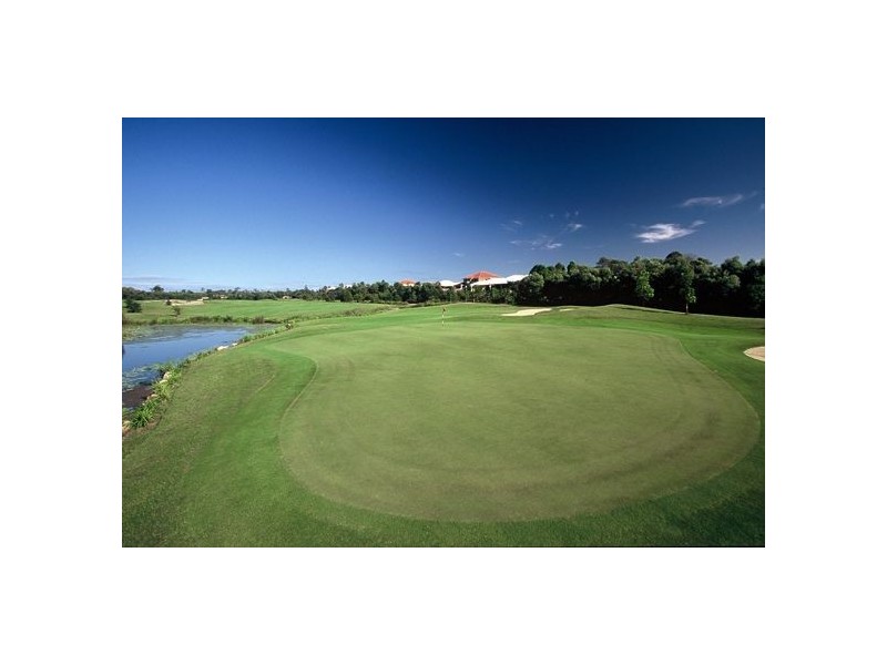 38 Nicklaus Parade, North Lakes QLD 4509