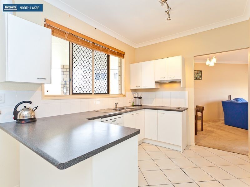 15 Kurrajong Circuit, North Lakes QLD 4509