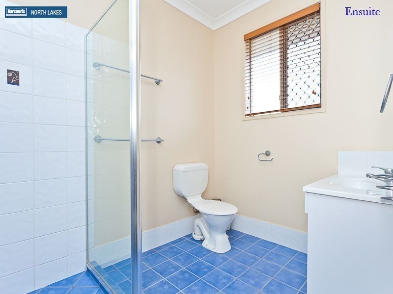 15 Kurrajong Circuit, North Lakes QLD 4509