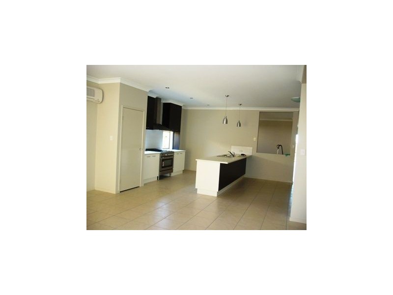 6 Quoll Circuit, North Lakes QLD 4509