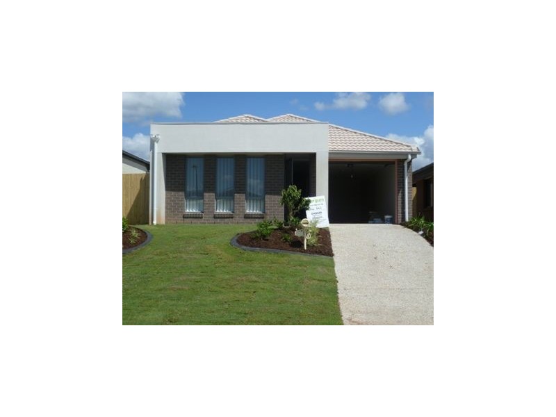 70 Mackintosh Drive, North Lakes QLD 4509
