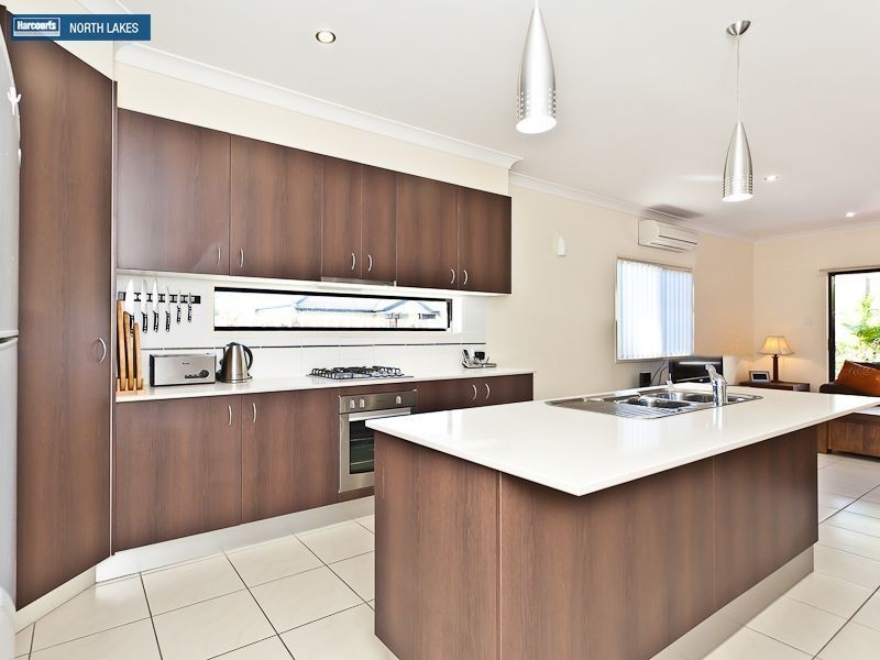 21 Rawlins Crescent, North Lakes QLD 4509