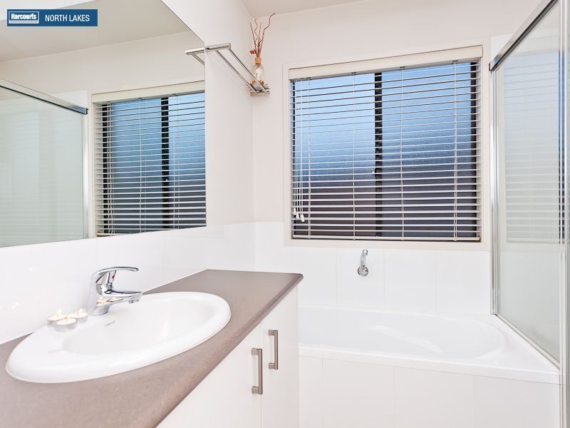 42 Kangaroo Street, North Lakes QLD 4509