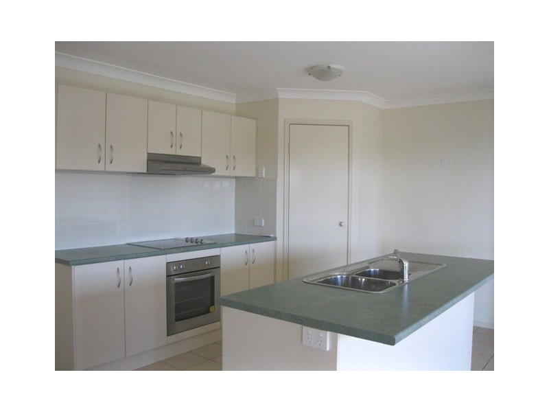 3 Kyah Close, Kallangur QLD 4503
